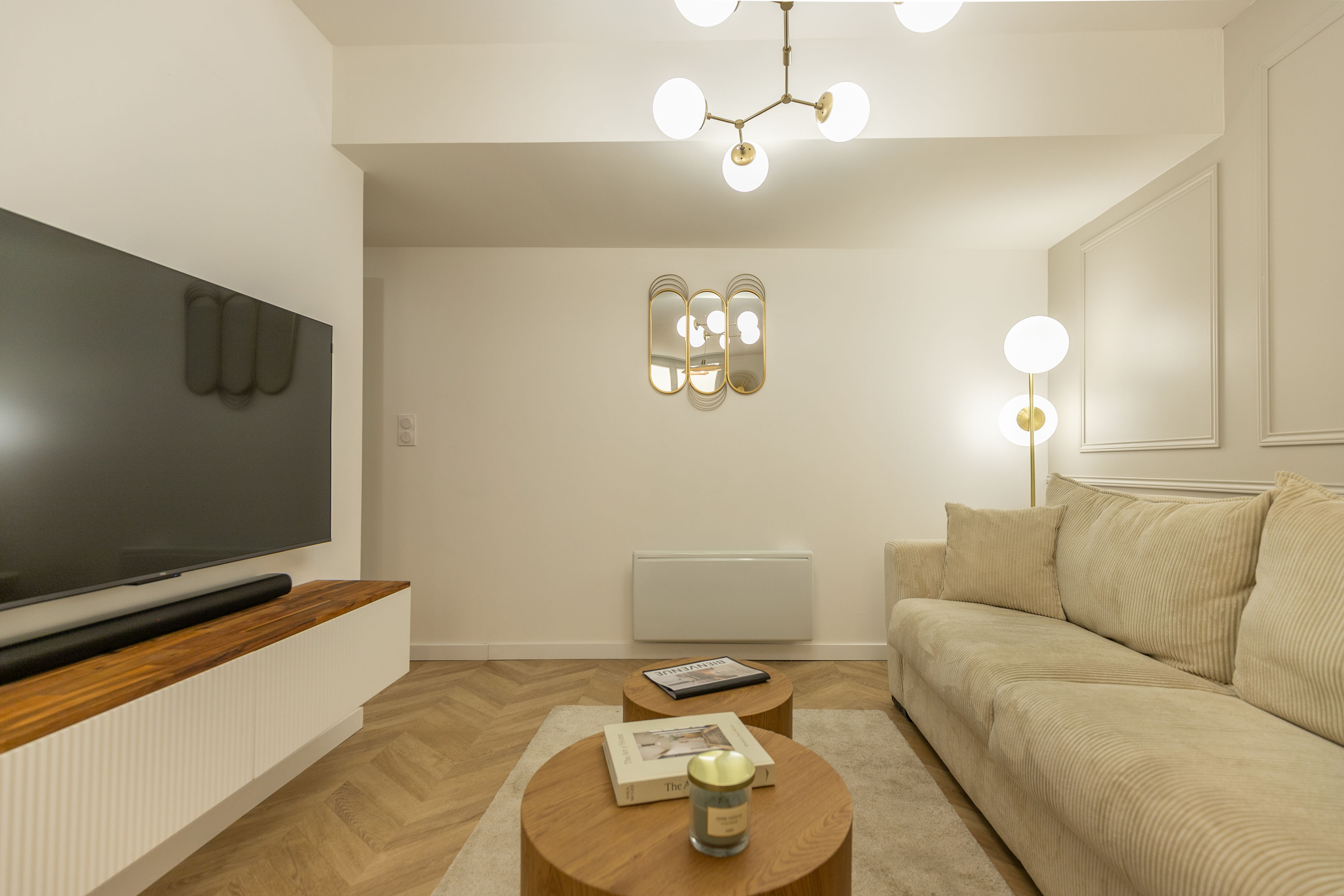 Bien immobilier résidentiel — salon d'un appartement Louizy à Bergerac